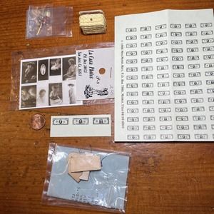Sewing, Basket, Money, Portrait Accessories Kit Artisan Dollhouse Miniature 1:12